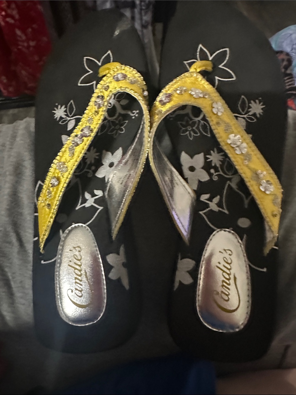 Candie's Yellow Embellished Women's Sandal Flip Flops